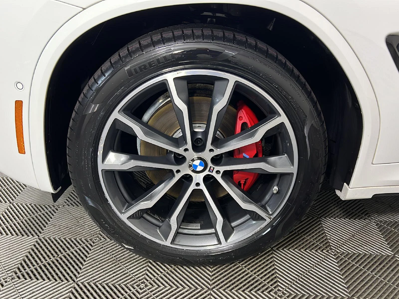 Used 2022 Alpine White BMW M40i image 14