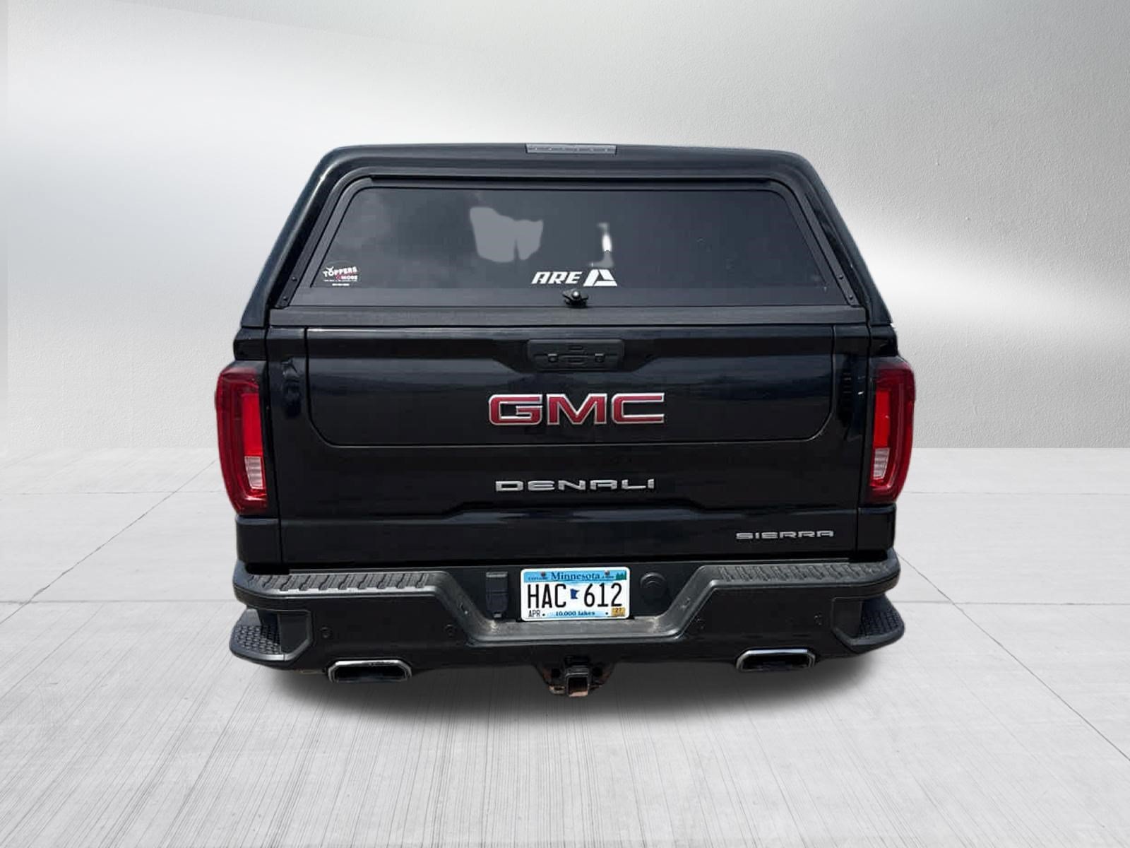 Used 2021 Black GMC Denali image 6