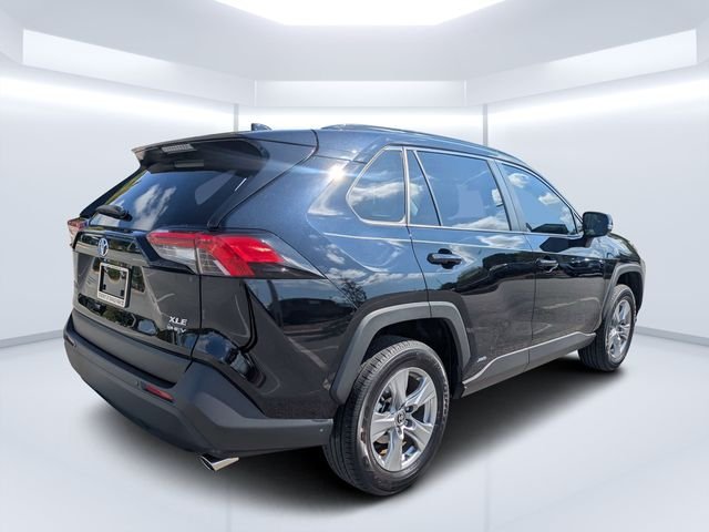 Used 2025 Black Toyota XLE image 3