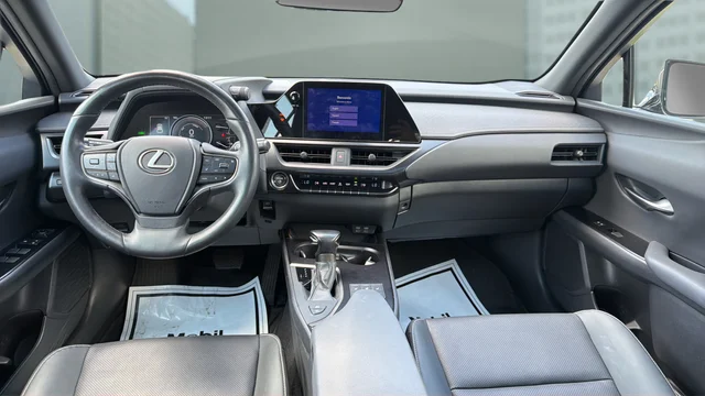 Used 2024 Silver Lexus 250h Premium image 10