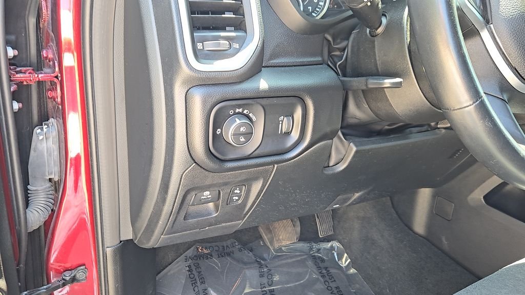Certified Used 2022 Red Ram Big Horn/Lone Star image 9