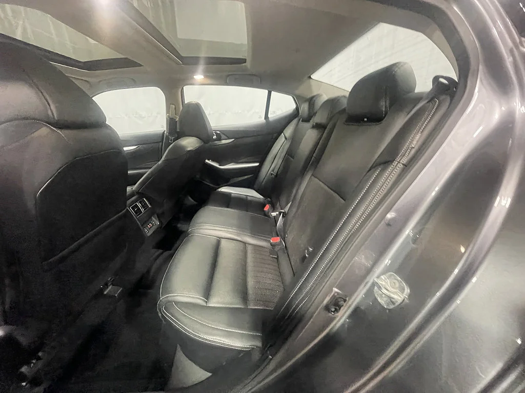 2023 Nissan Maxima SL - Photo 21