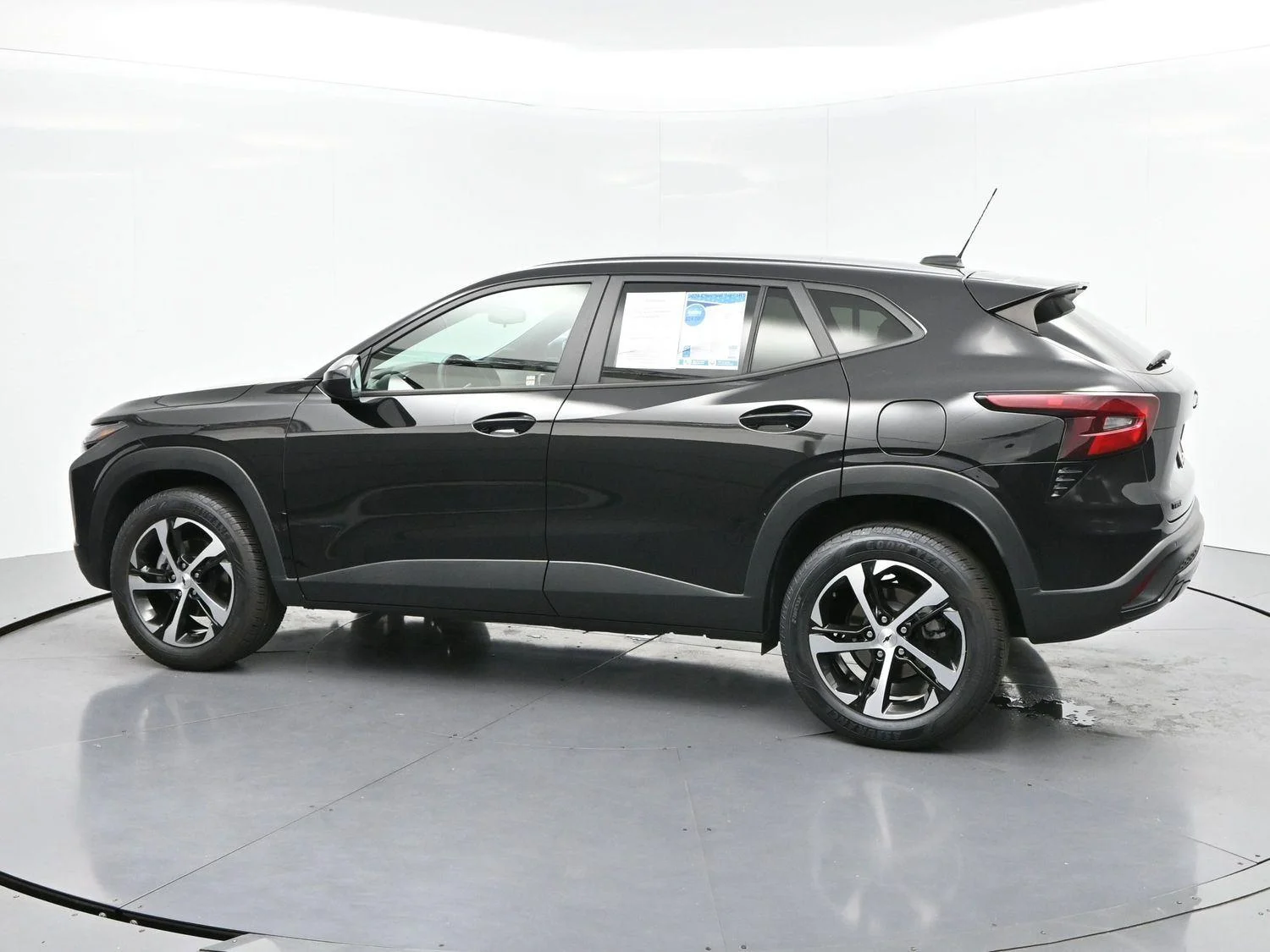 Used 2024 Mosaic Black Metallic Chevrolet 1RS image 5