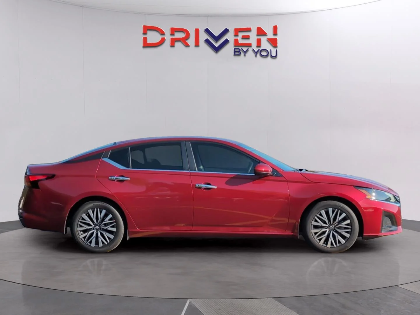 Used 2023 Scarlet Ember Tintcoat Nissan 2.5 SV image 6