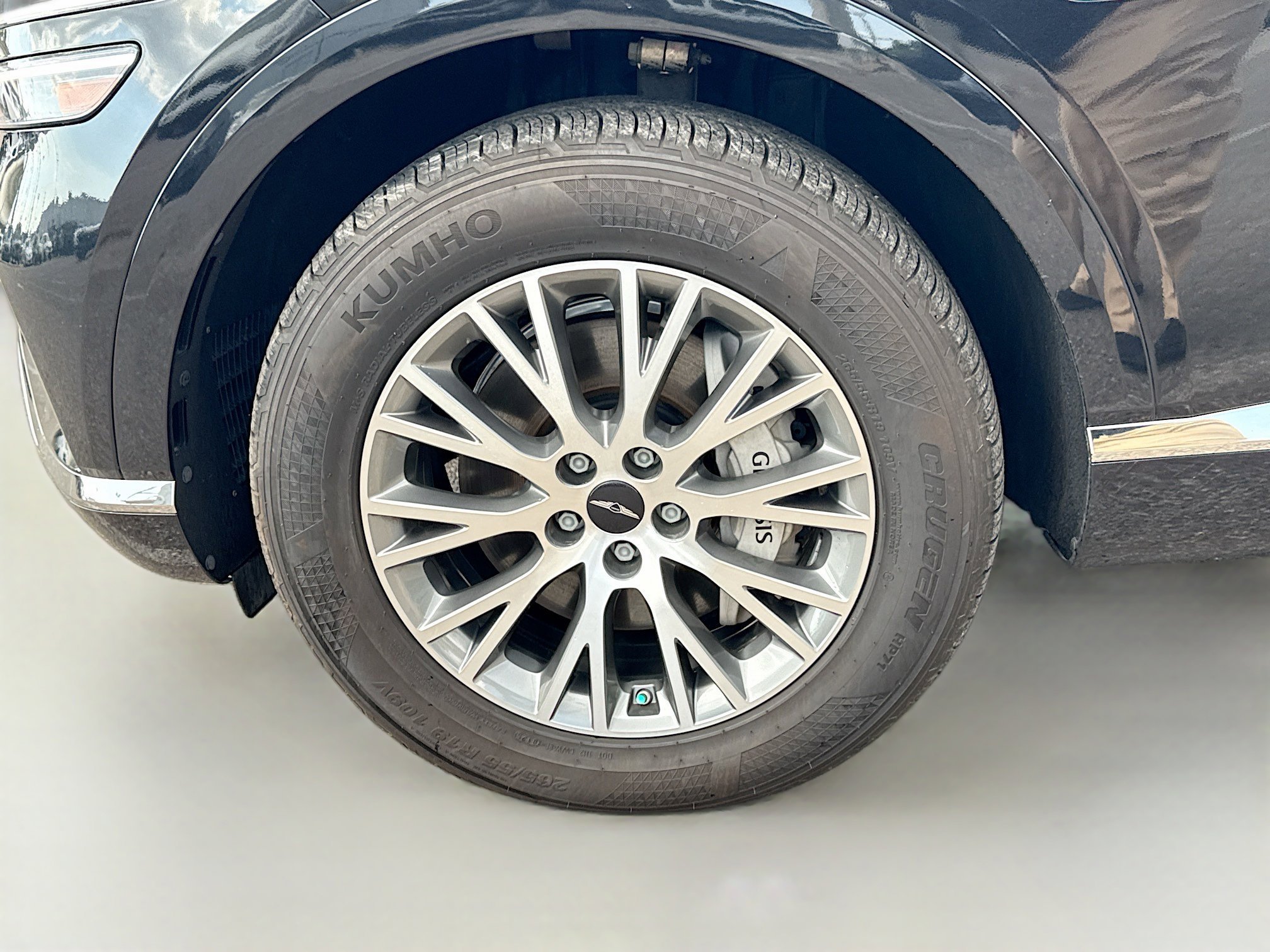 2025 GENESIS GV80 Standard - Photo 42