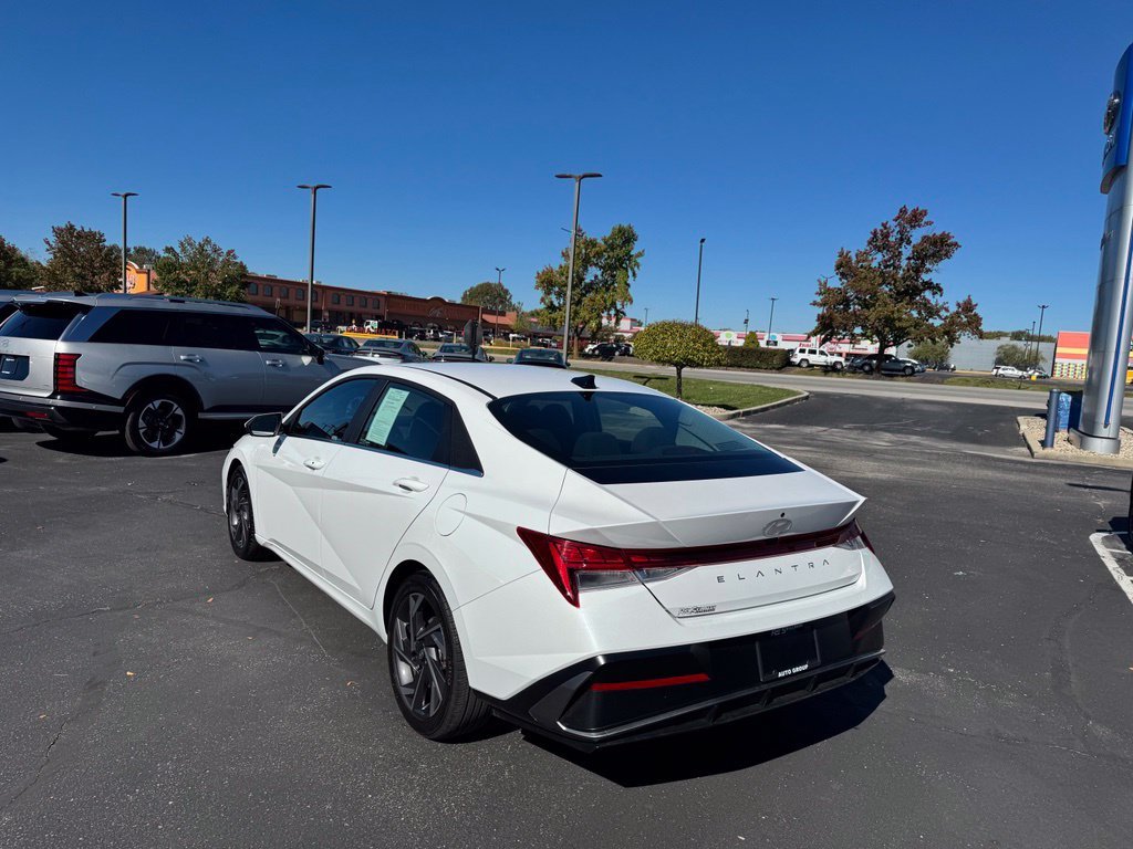 Certified Used 2024 White Hyundai SEL image 5