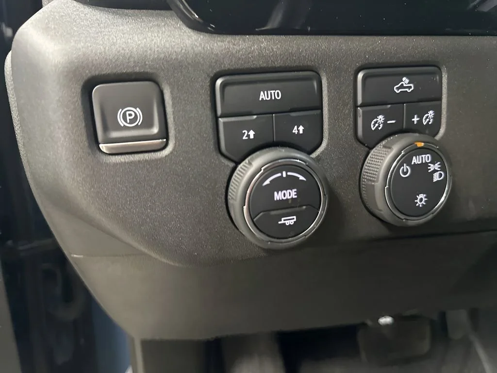 2024 Chevrolet Silverado 1500 LT - Photo 28