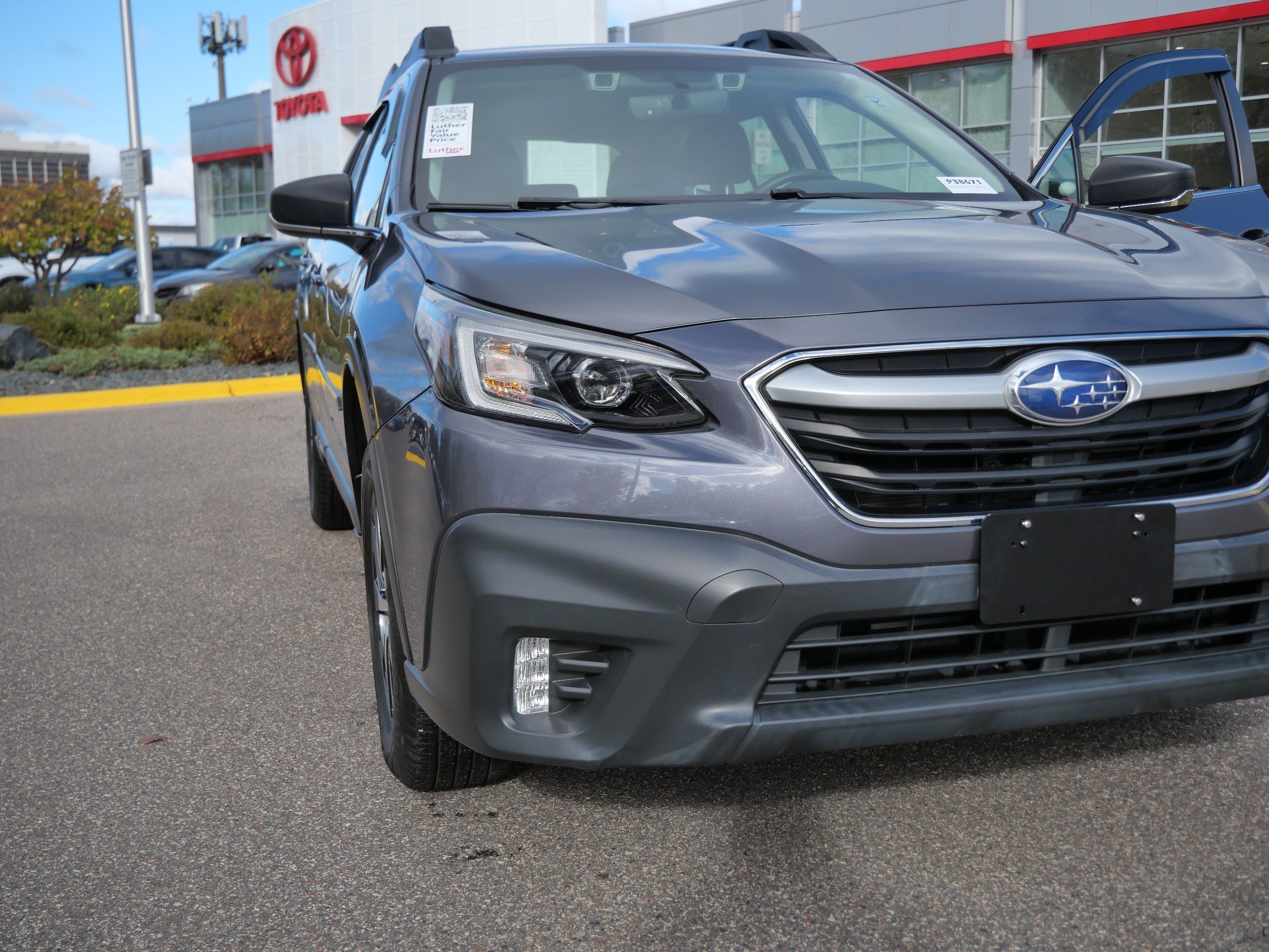Used 2022 Magnetite Gray Metallic Subaru  image 16