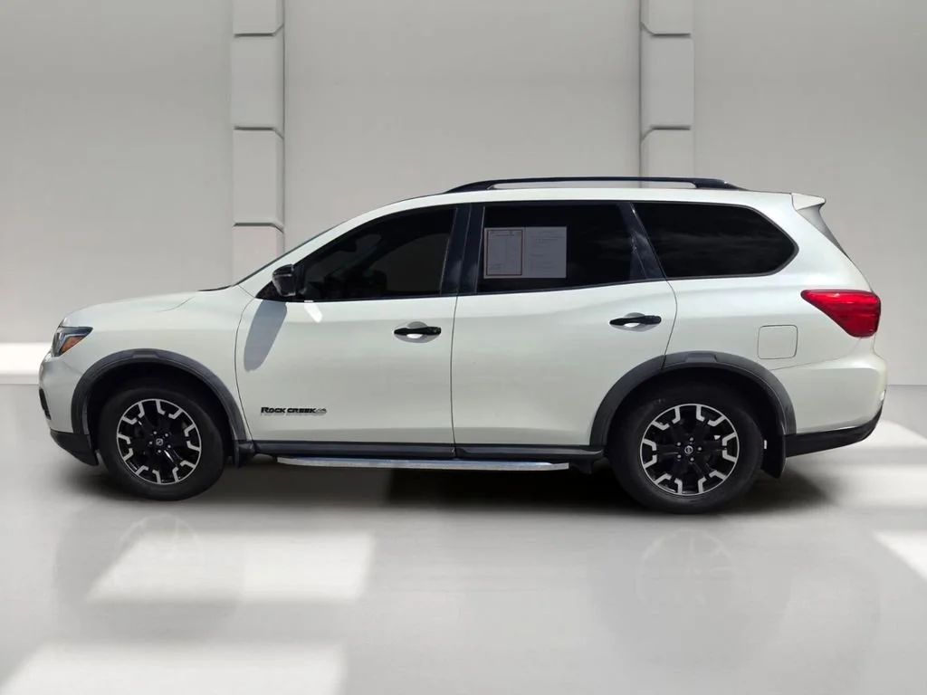 Used 2020 Pearl White Tricoat Nissan SL image 8