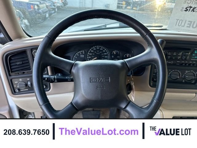 Used 2002 White GMC SLT image 21