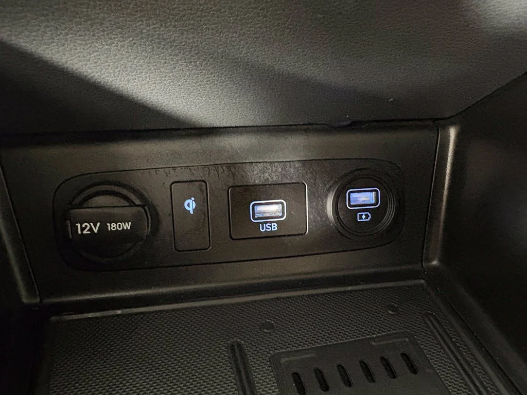 Used 2022 Gray Hyundai SEL image 31