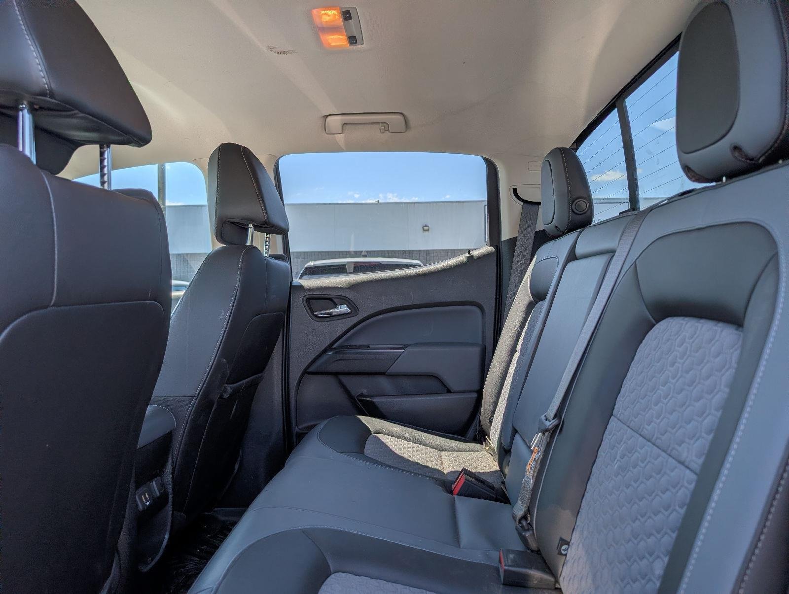 Used 2022 Black Chevrolet 4WD Z71 image 9