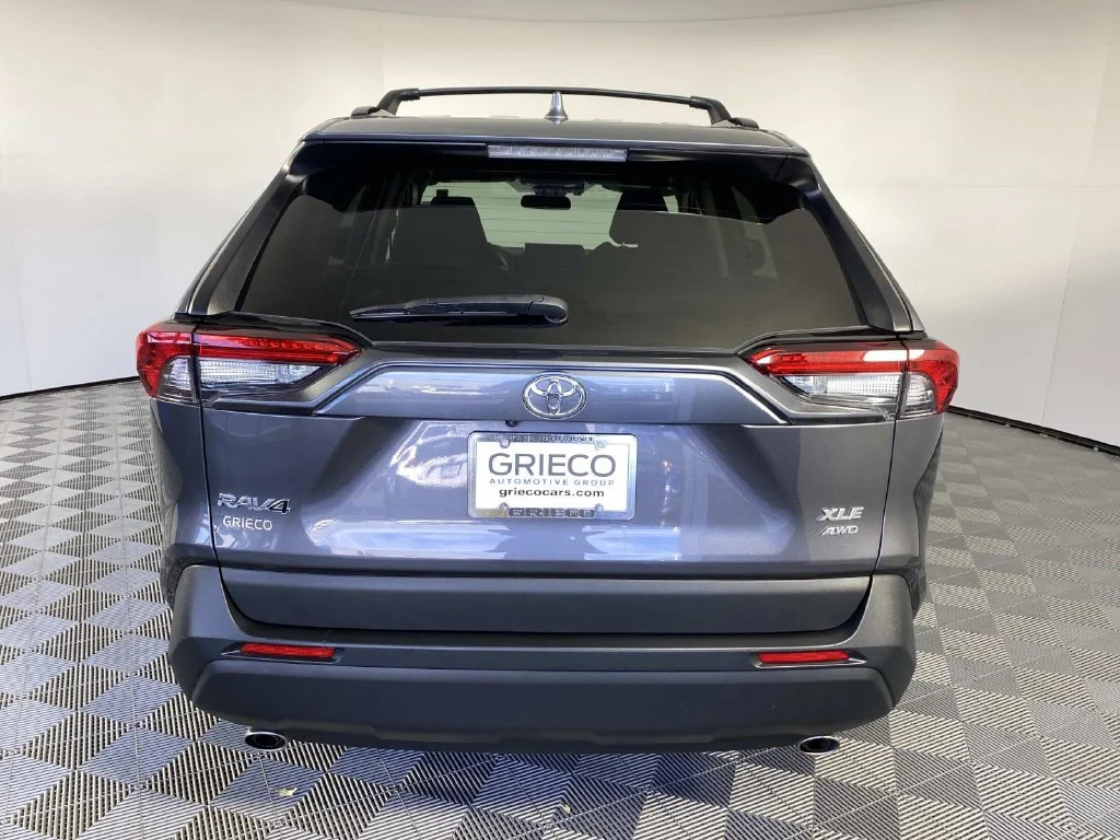 Used 2025 Magnetic Gray Metallic Toyota XLE image 7