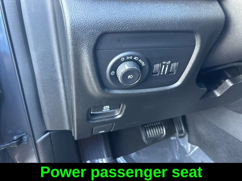 Used 2024 Gray Jeep Limited image 38