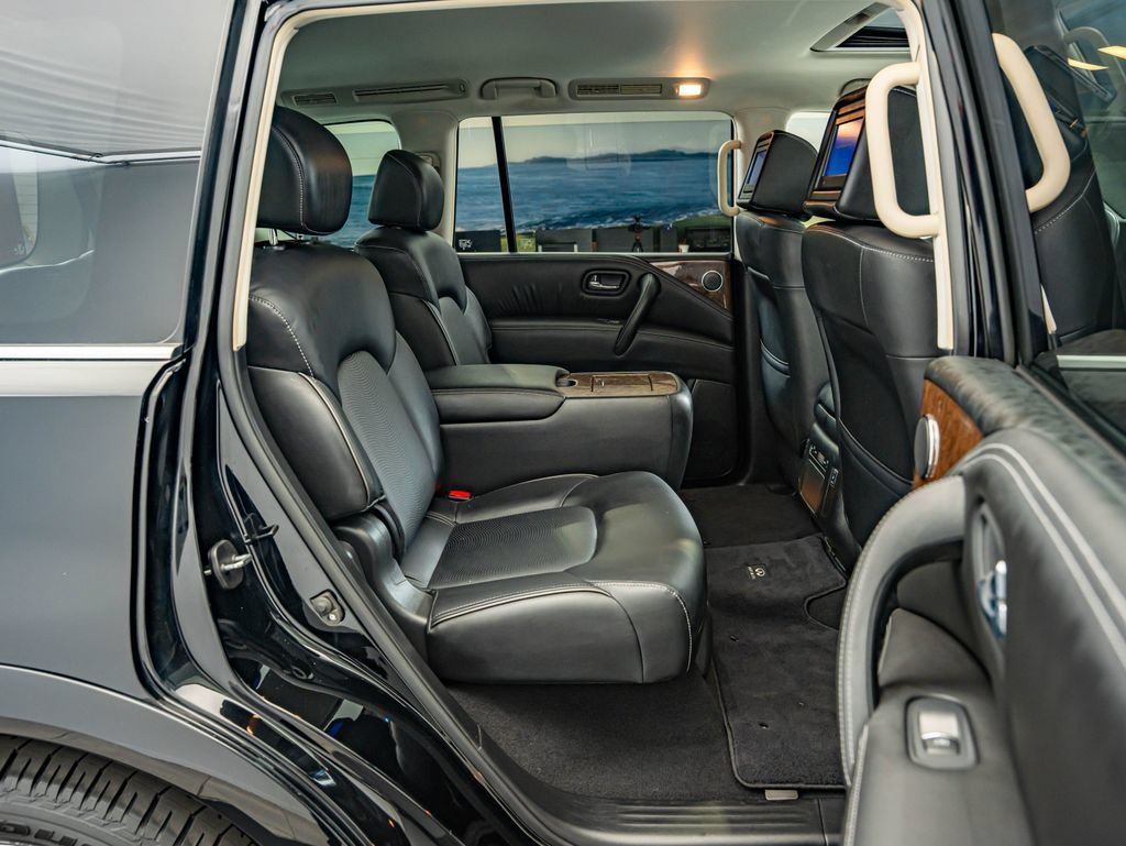 Used 2017 Black Obsidian INFINITI  image 37