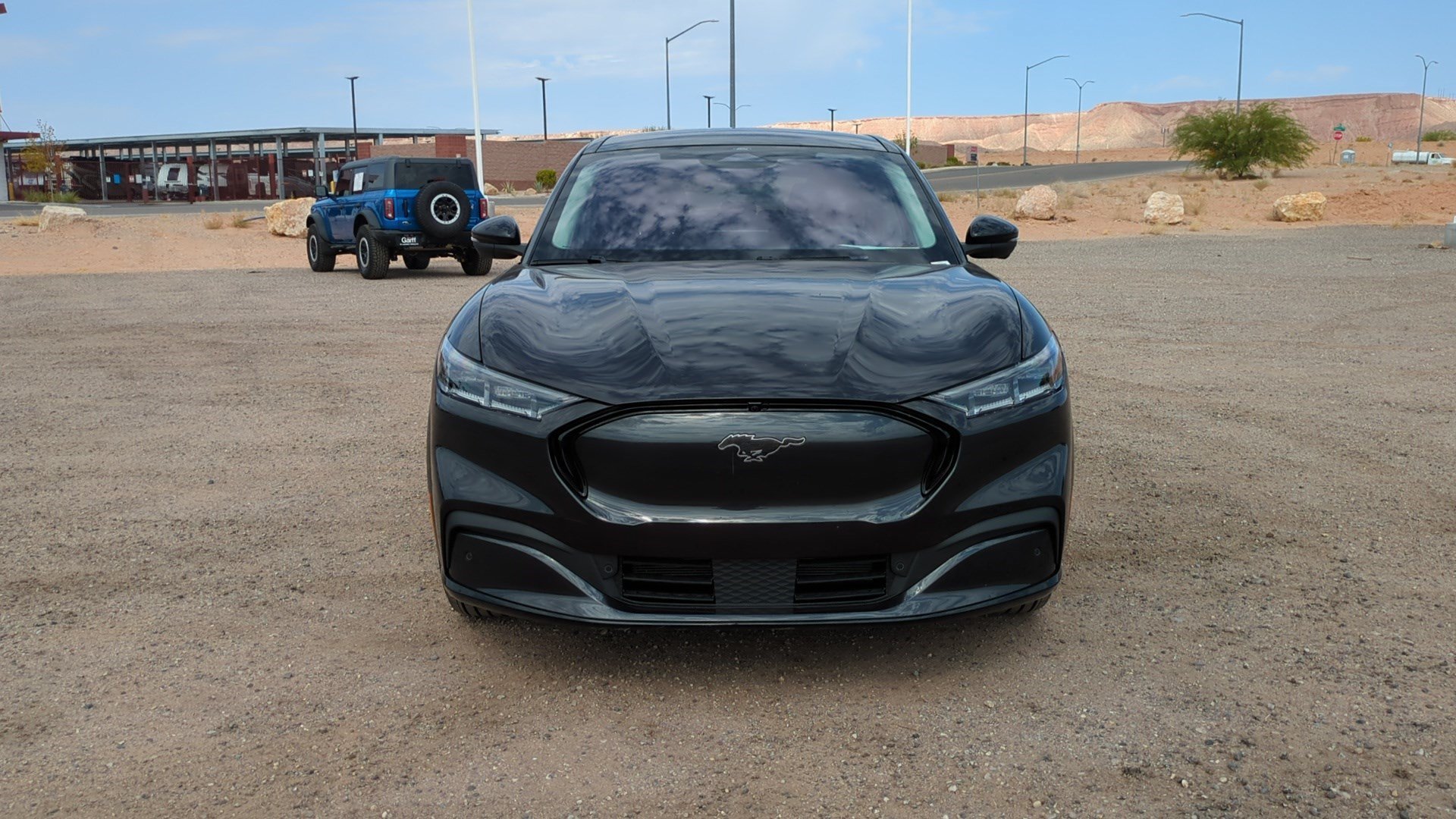 Used 2022 Gray Metallic Ford Premium image 8