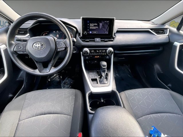 Used 2025 White Toyota XLE image 16
