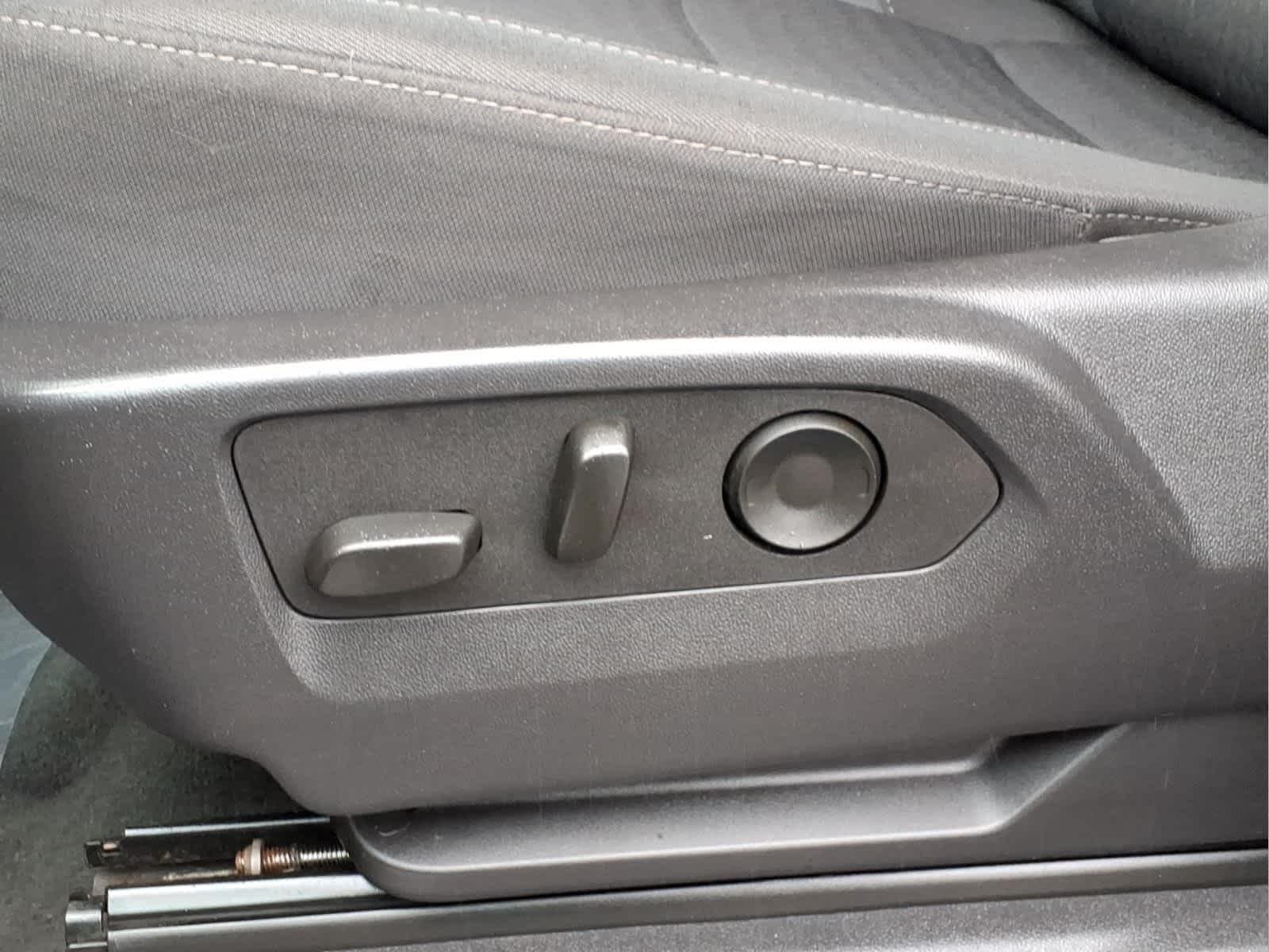 Used 2025 Black Chevrolet Custom image 16