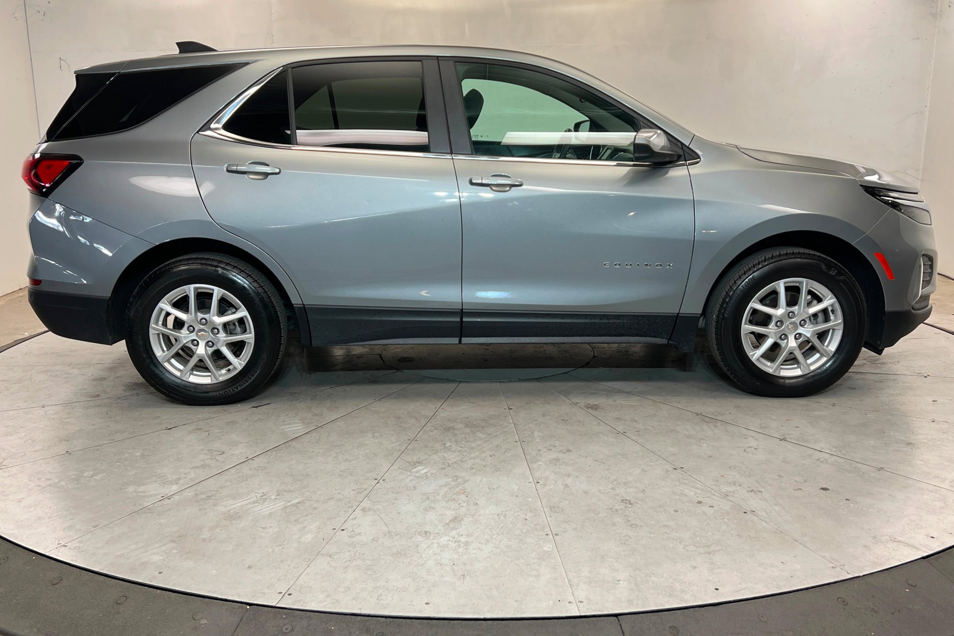 Used 2024 Sterling Gray Metallic Chevrolet LT image 7