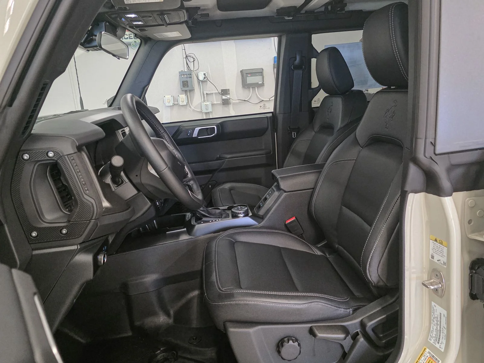 New 2025 Desert Sand Ford Badlands® image 22