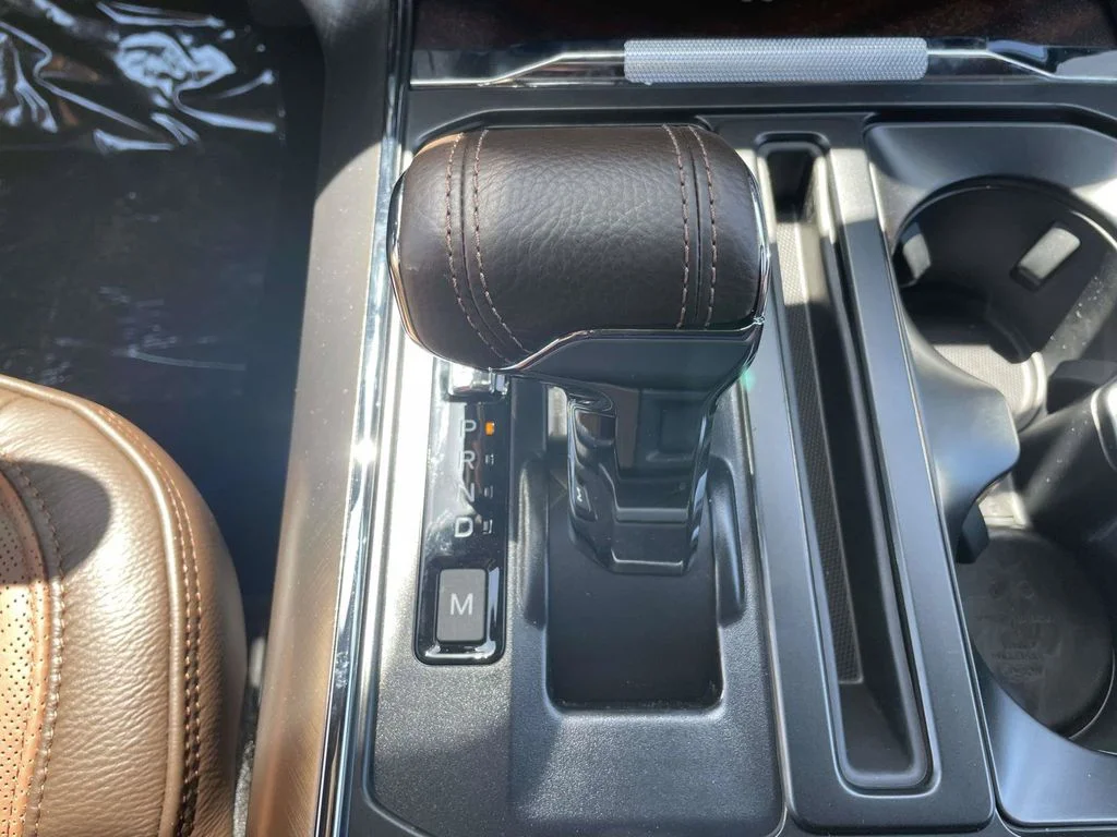 New 2026 Star White Metallic Tri-Coat Ford King Ranch image 17