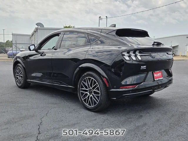 Used 2024 Black Ford Premium image 3