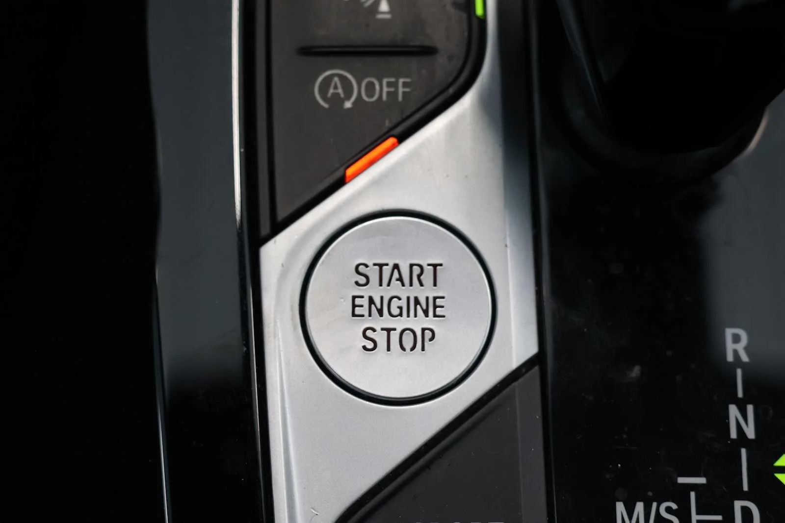 Used 2022 Phytonic Blue Metallic BMW sDrive30i image 20