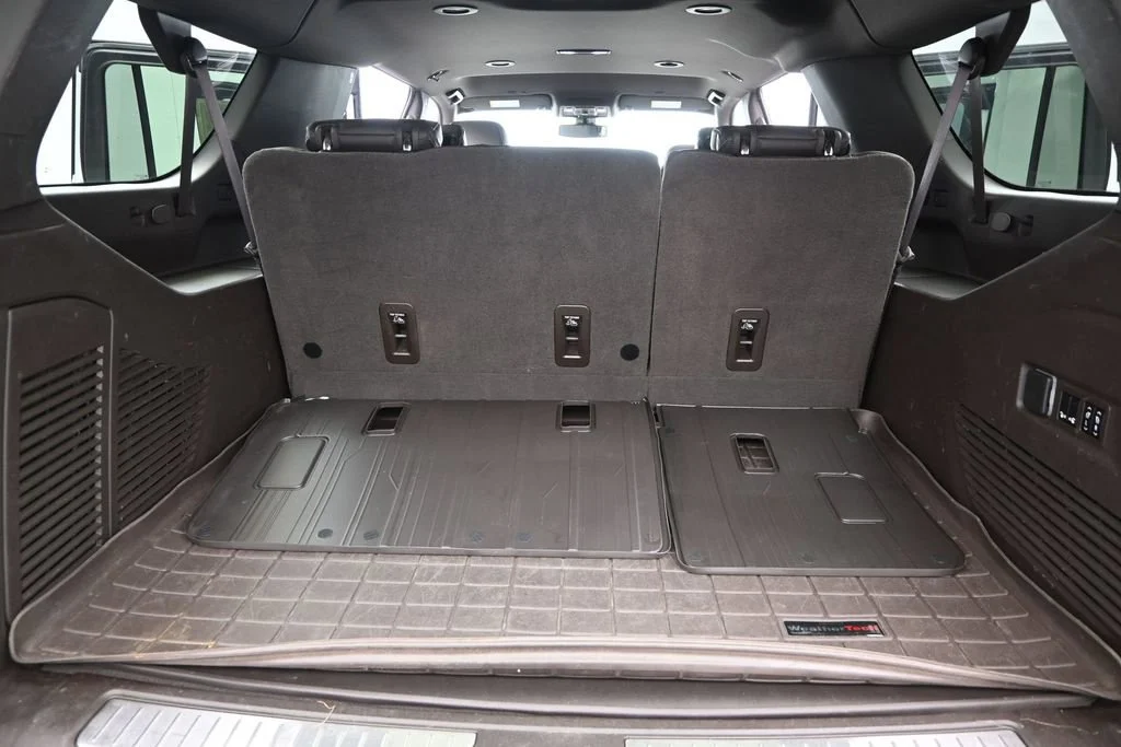 Used 2021 White GMC Denali image 16