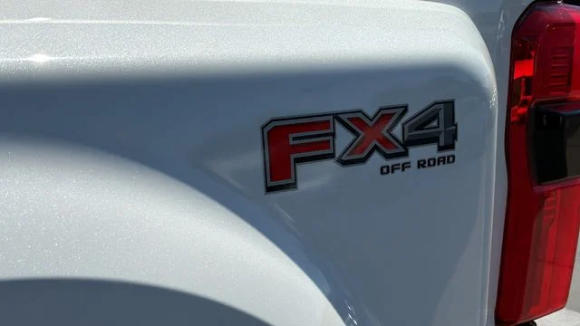 2026 Ford F-450 Super Duty Platinum - Photo 13