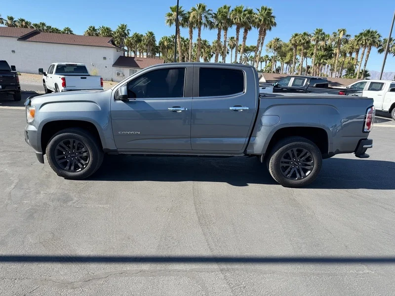 Used 2020 SATIN STEEL METALLIC GMC 2WD SLE image 6