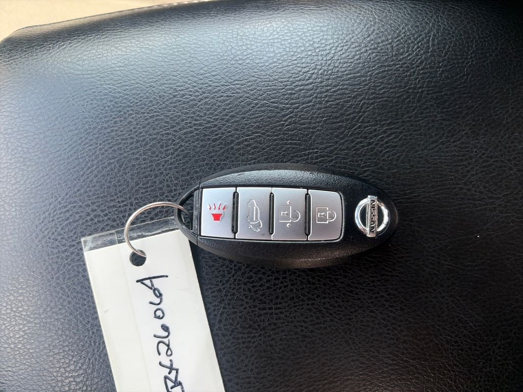 Used 2014 Midnight Nissan SV image 27