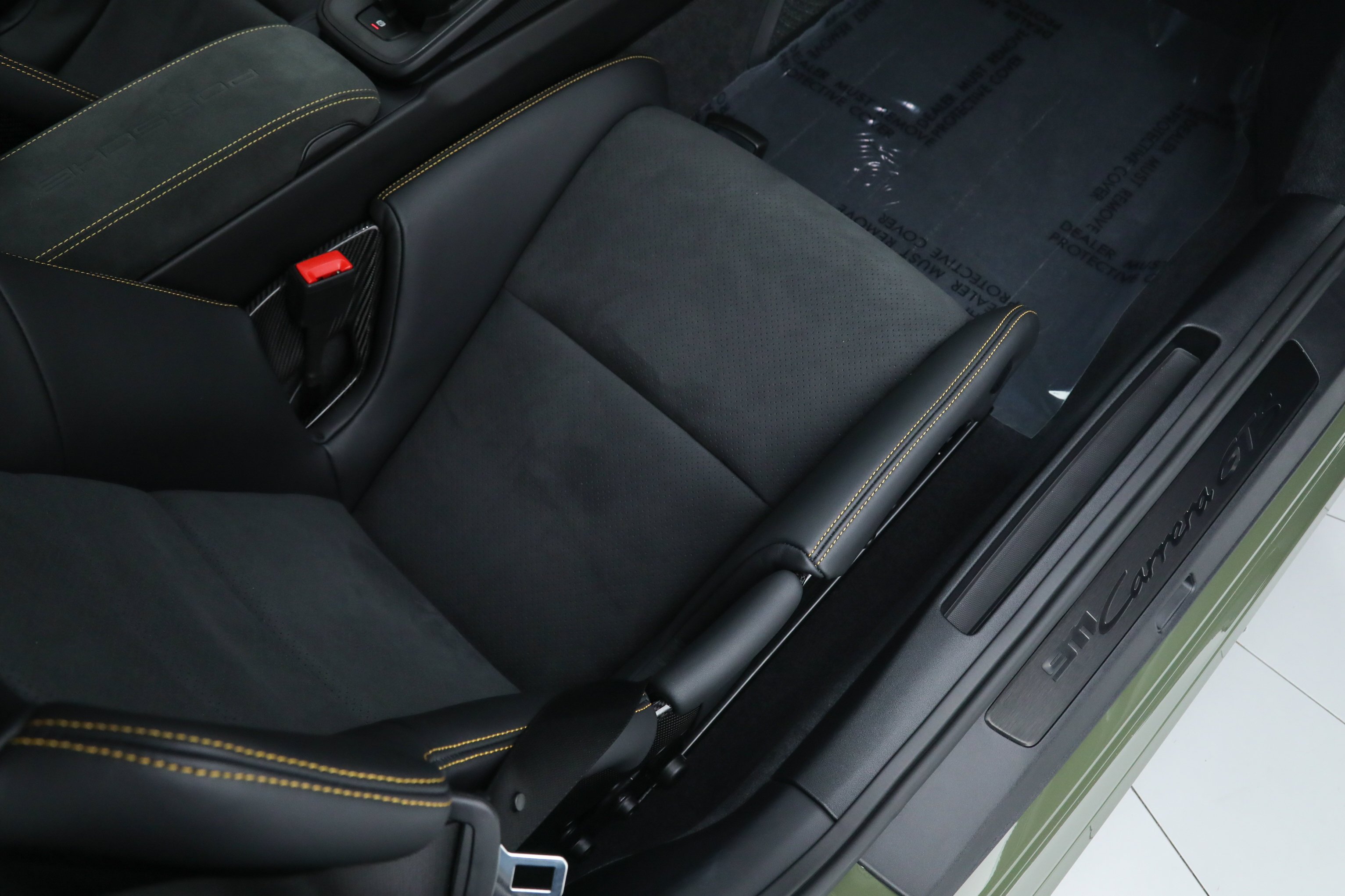 Used 2024 Green Porsche Carrera GTS Coupe image 18