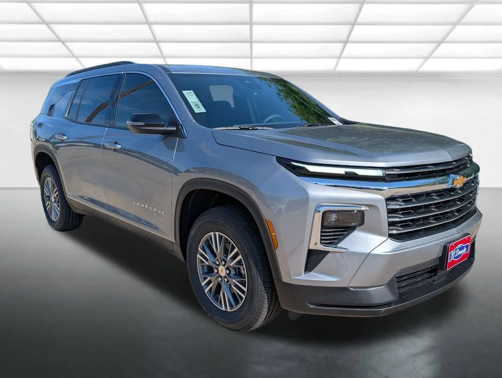 2026 Chevrolet Traverse FWD LT's photo