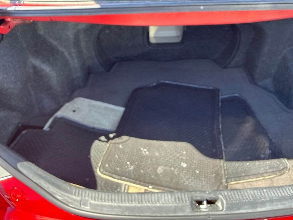 Used 2007 Red Toyota XLE image 7