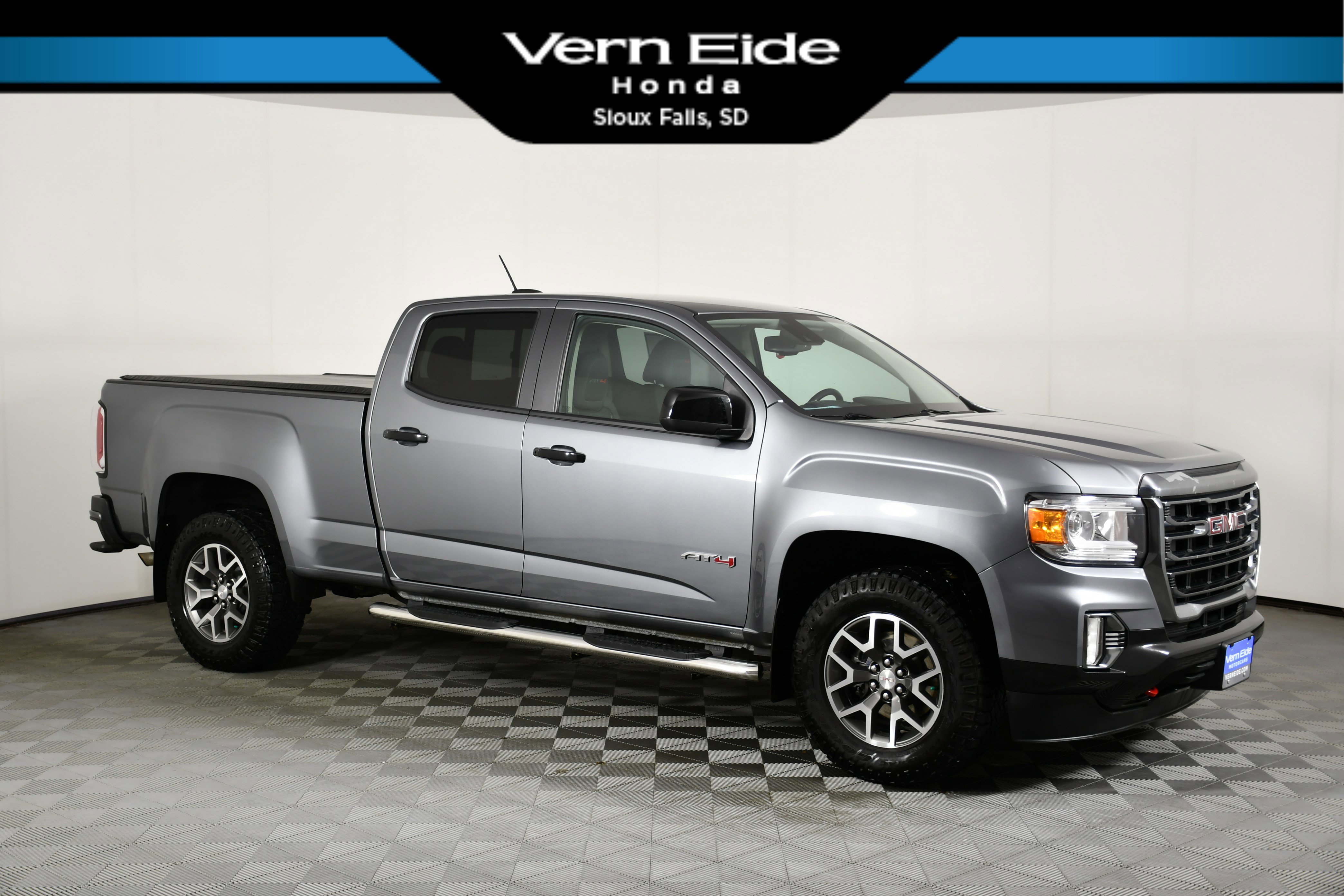 2021 GMC Canyon 4WD AT4 Crew Cab Short Box (Cloth)'s photo