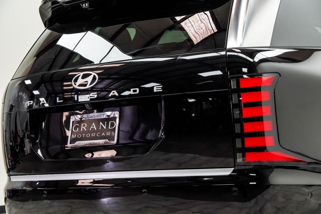 Used 2026 Black Hyundai Calligraphy image 13