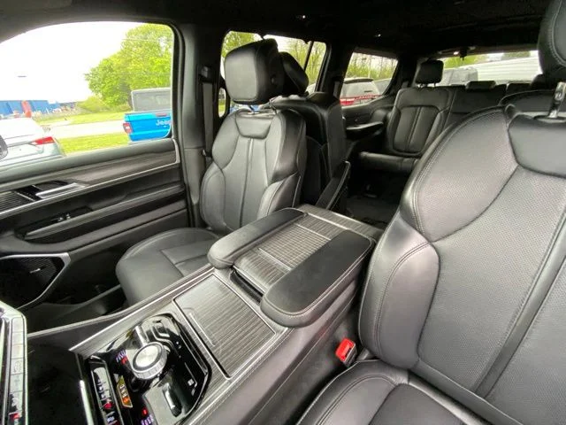 Used 2024 Red Jeep Series III image 10