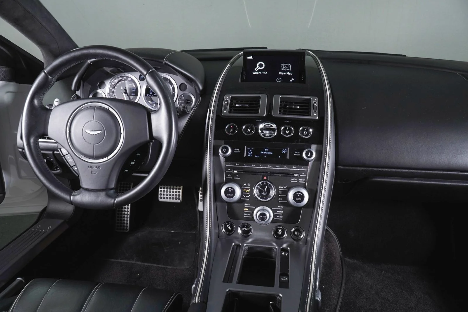 Used 2015 White Aston Martin  image 10