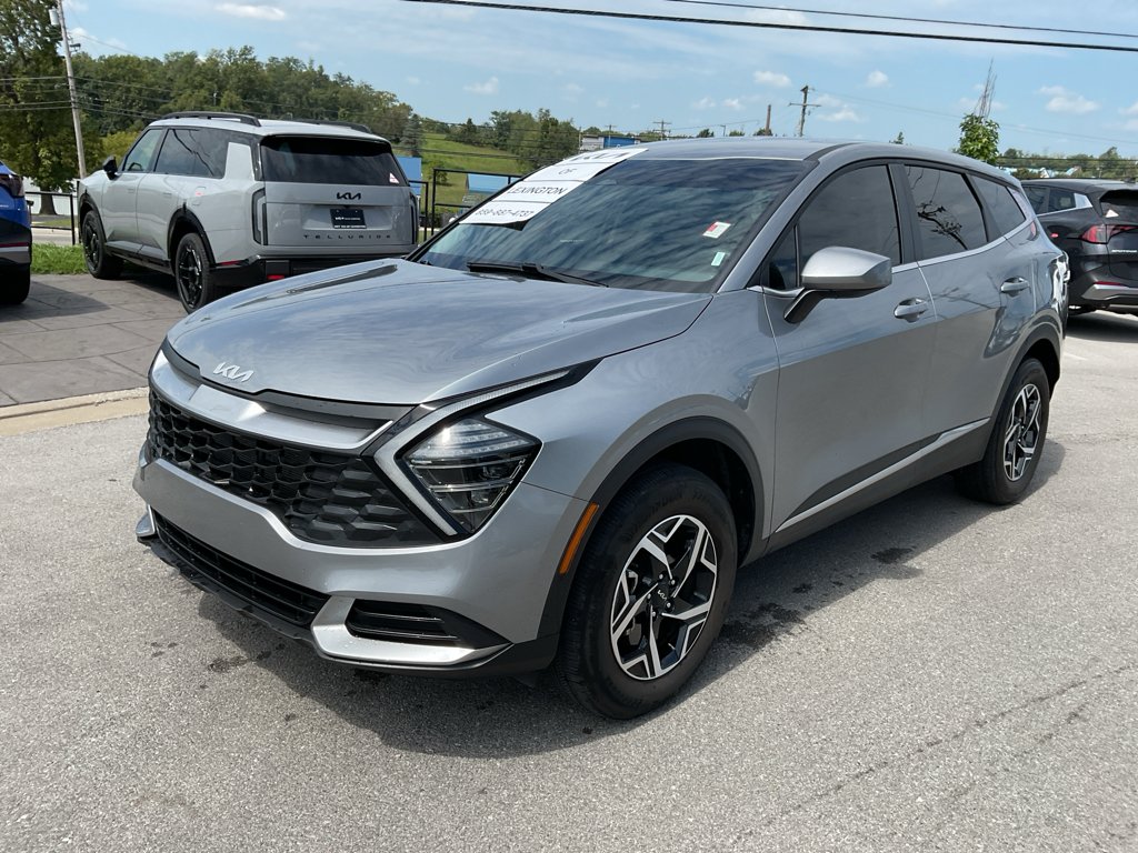 Certified Used 2025 Steel Gray Kia LX image 4