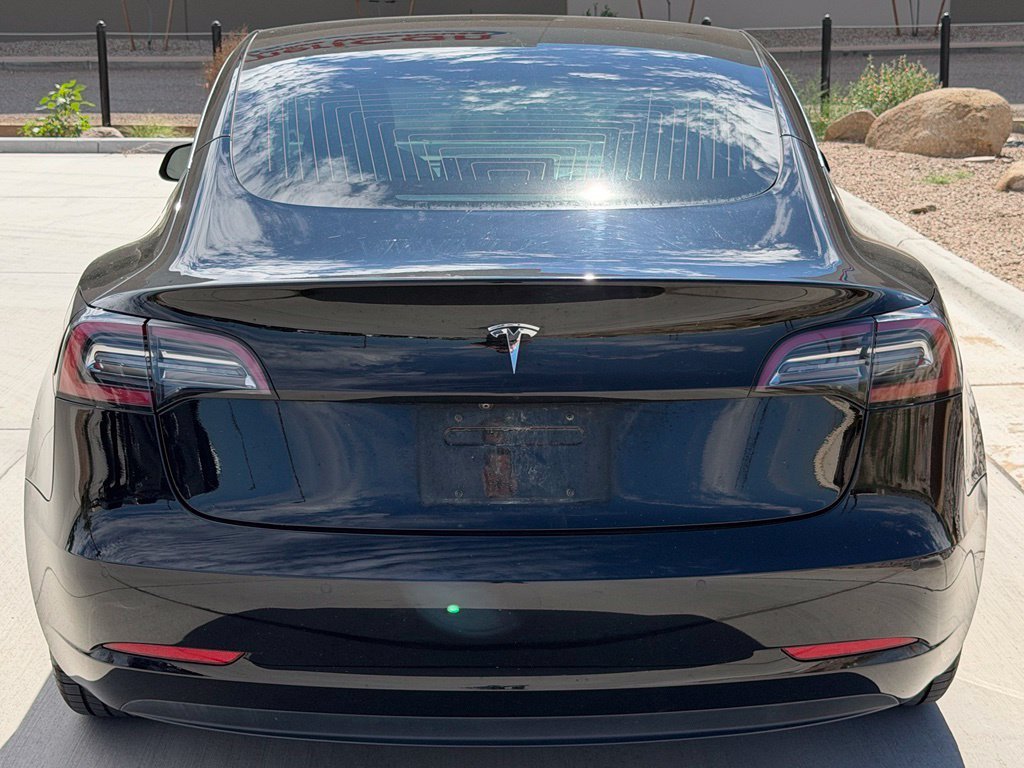 Used 2018 Black Tesla Mid Range image 13