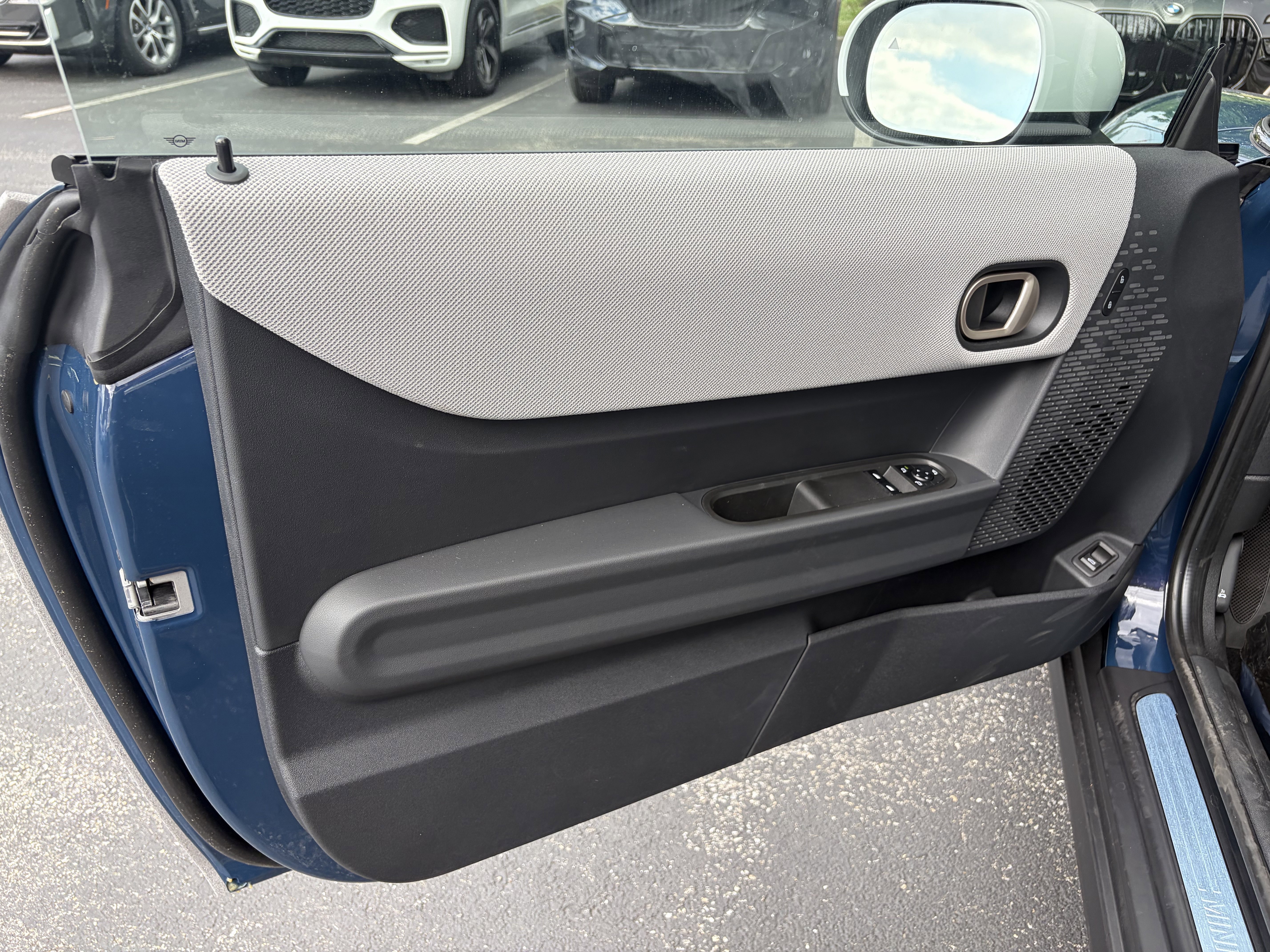 2026 MINI Hardtop 2 Door S - Photo 9