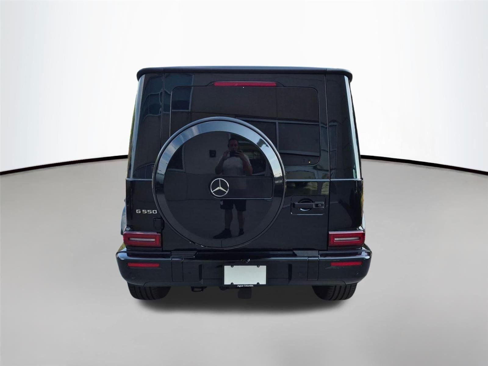 Used 2025  Mercedes-Benz G 550 image 6