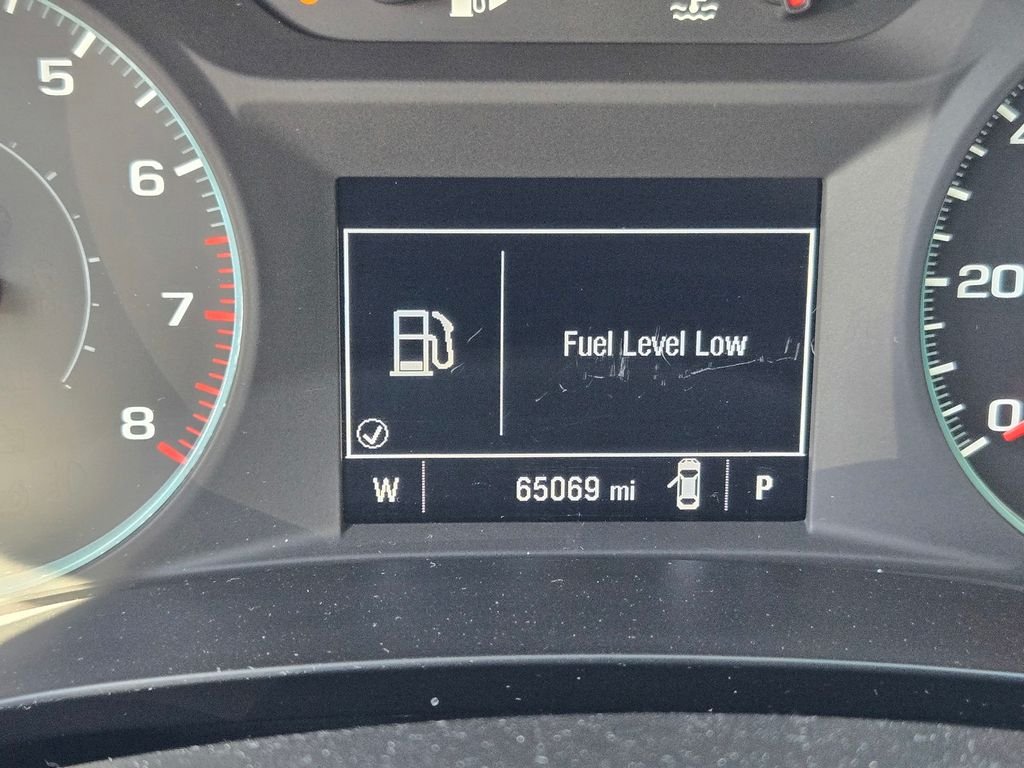 Used 2024 Gray Chevrolet LT image 19