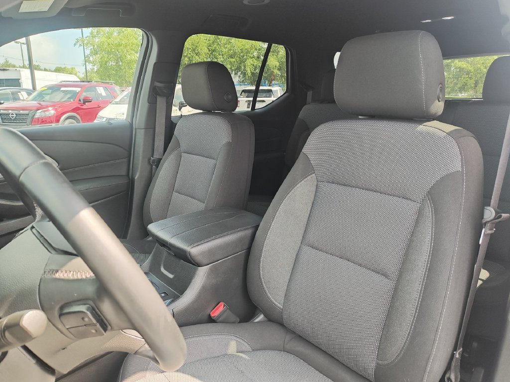 Used 2023 White Chevrolet LT image 11