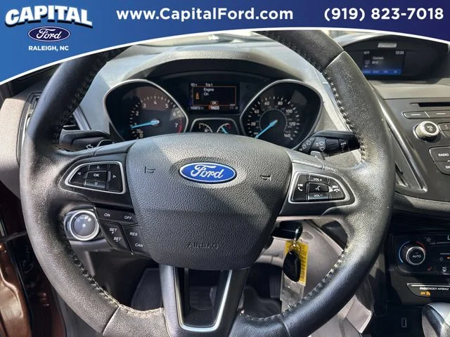 Used 2017 Red Ford SE image 25