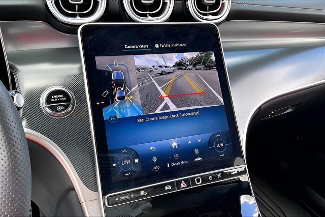Used 2026  Mercedes-Benz GLC 300 Coupe image 13