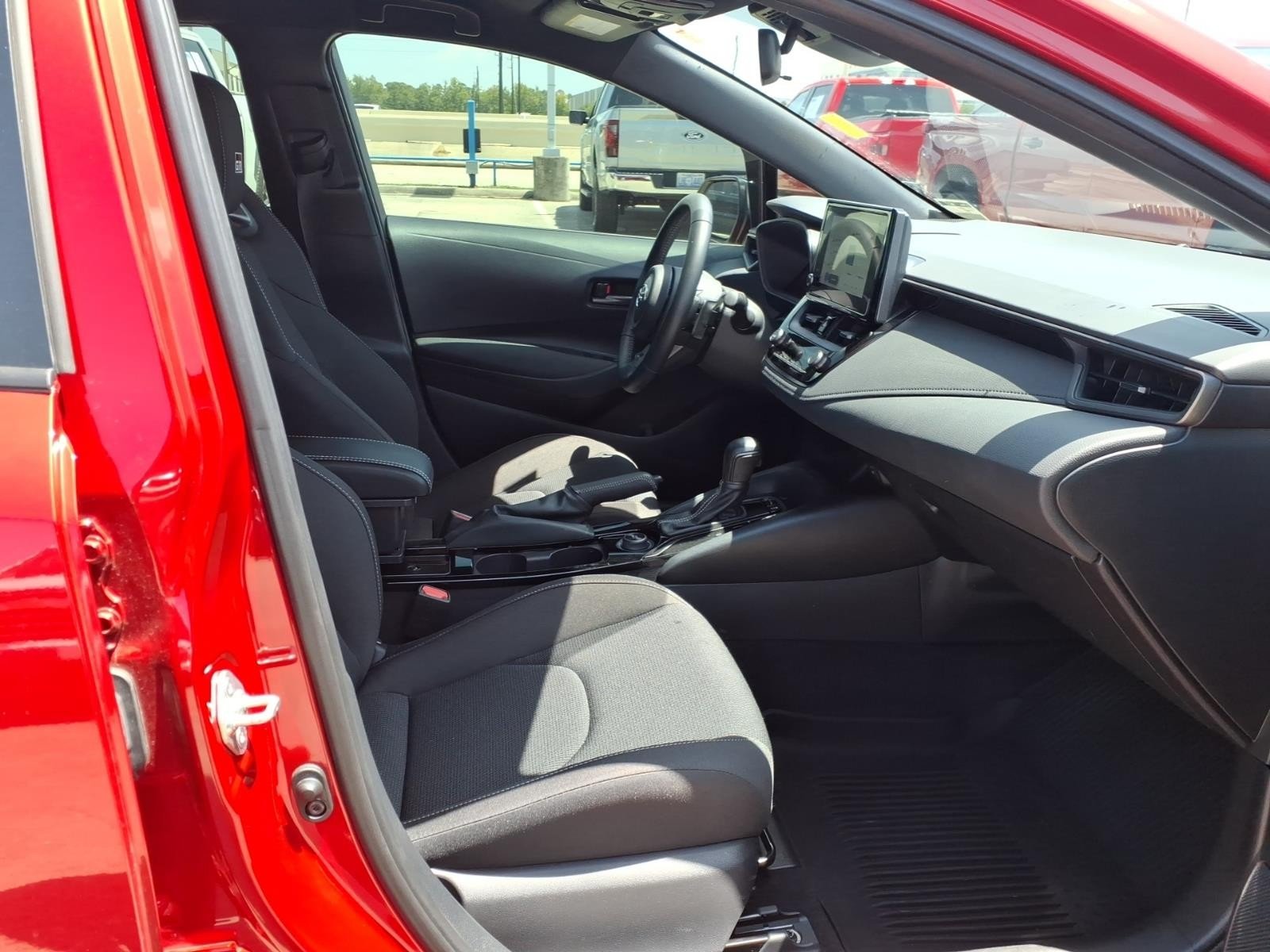 2025 Toyota GR Corolla Core - Photo 15