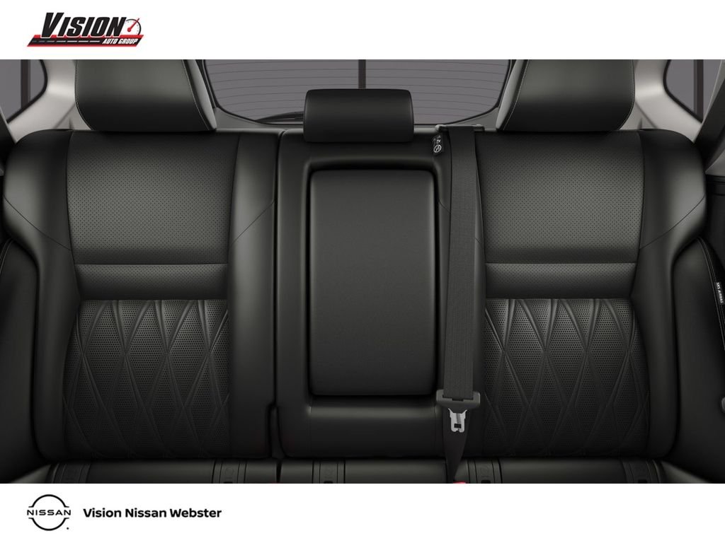 New 2026 White Nissan Platinum image 17