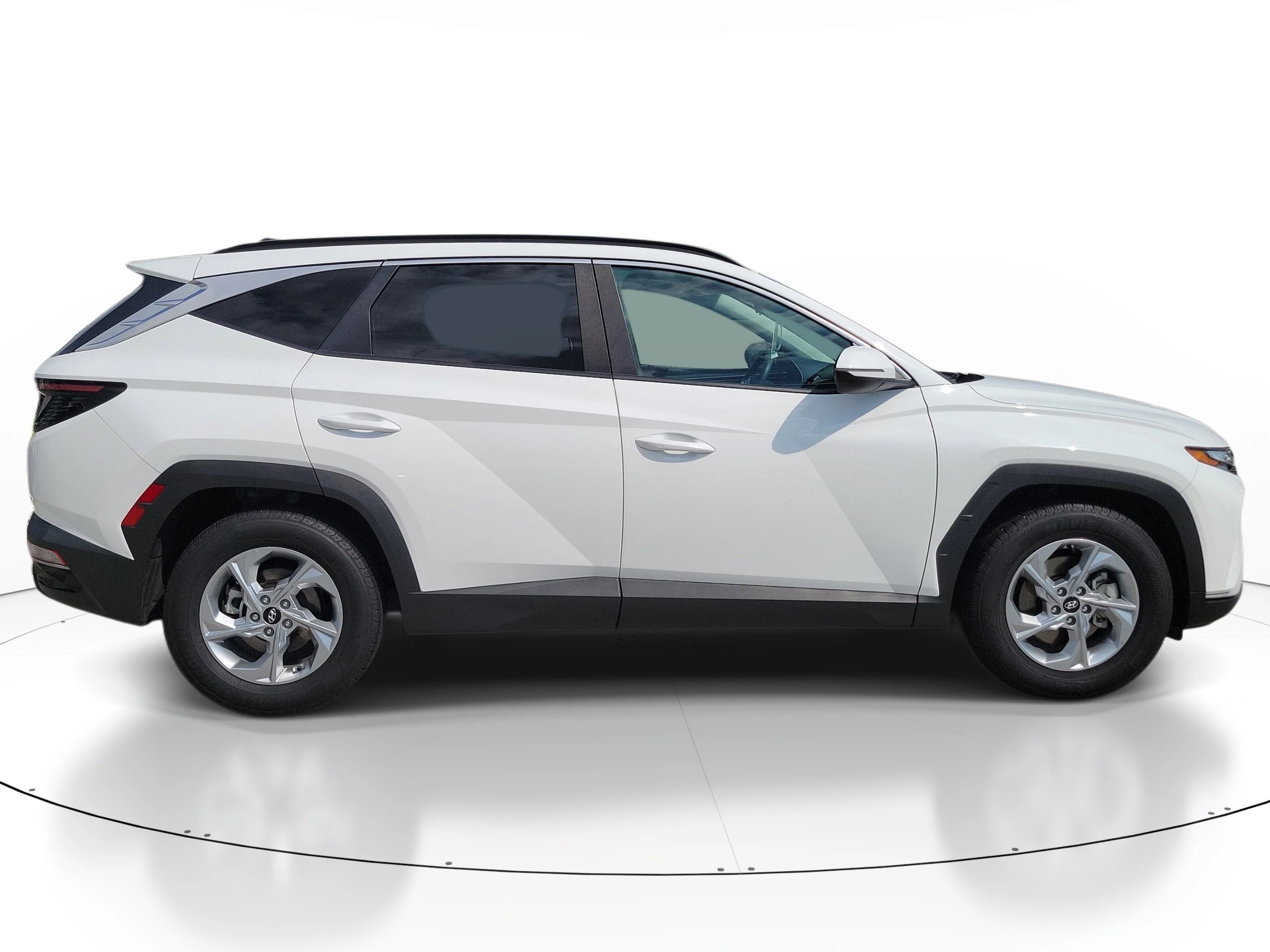 Used 2023 Serenity White Pearl Hyundai SEL image 5