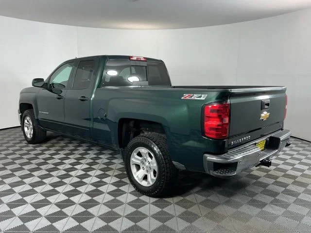 Used 2015 Rainforest Green Metallic Chevrolet LT image 6